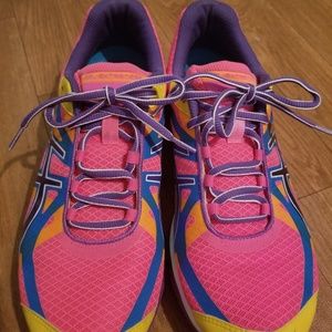 Asics 33 Womens Athletic Shoe